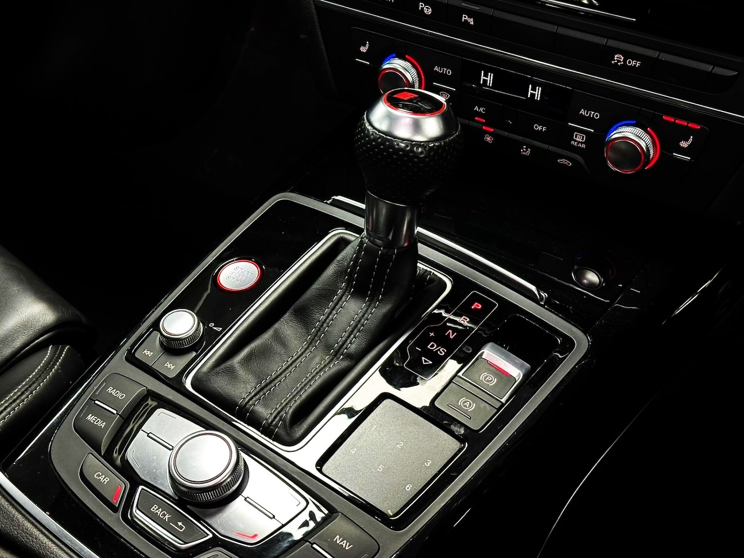 Used Audi RS6 2017 for sale - 76618503: Photo 14