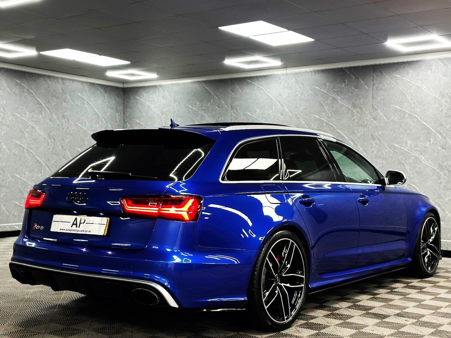 Used Audi RS6 2017 for sale - 76618503: Photo 18
