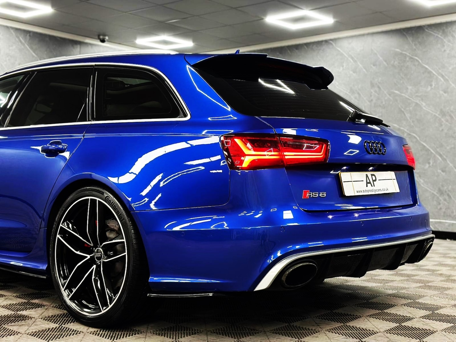 Used Audi RS6 2017 for sale - 76618503: Photo 37