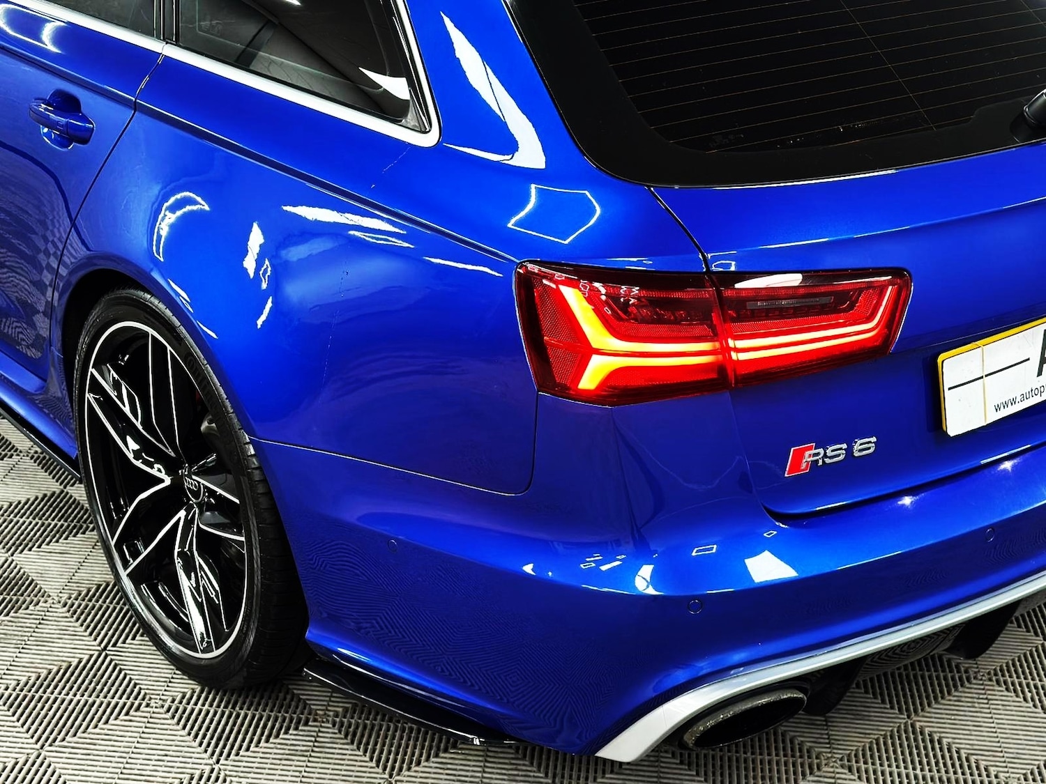 Used Audi RS6 2017 for sale - 76618503: Photo 38