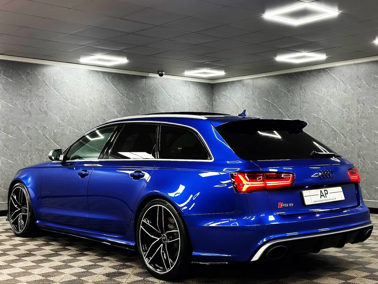 Used Audi RS6 2017 for sale - 76618503: Photo 4