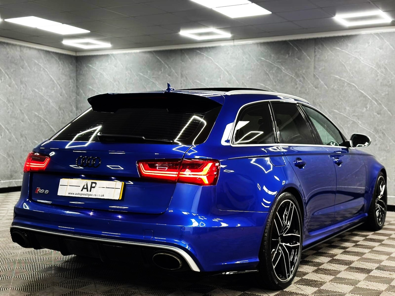 Used Audi RS6 2017 for sale - 76618503: Photo 5