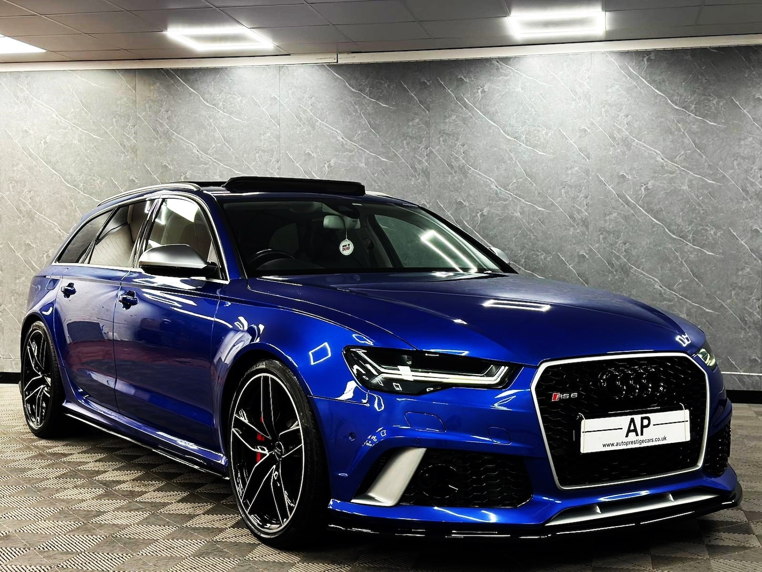 Used Audi RS6 2017 for sale - 76618503: Photo 57