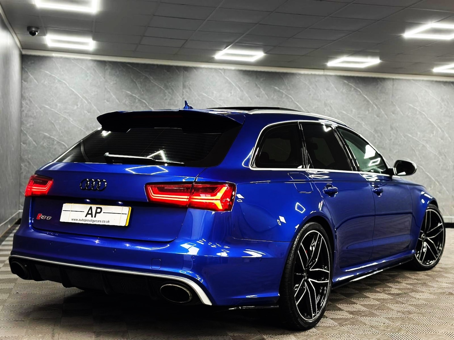 Used Audi RS6 2017 for sale - 76618503: Photo 63