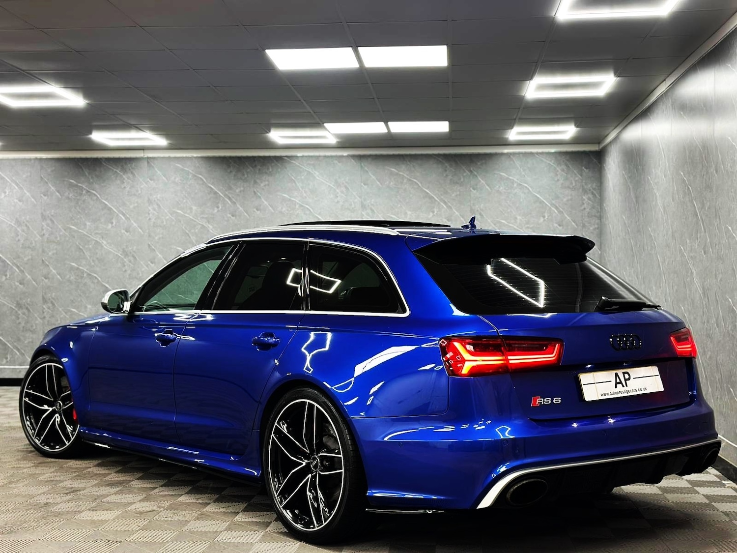 Used Audi RS6 2017 for sale - 76618503: Photo 75