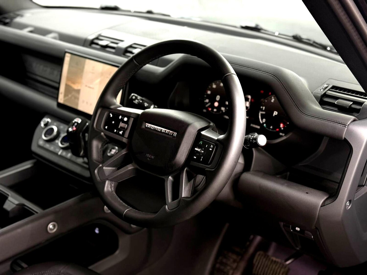 Used Land Rover Defender 2025 for sale - 78108412: Photo 10