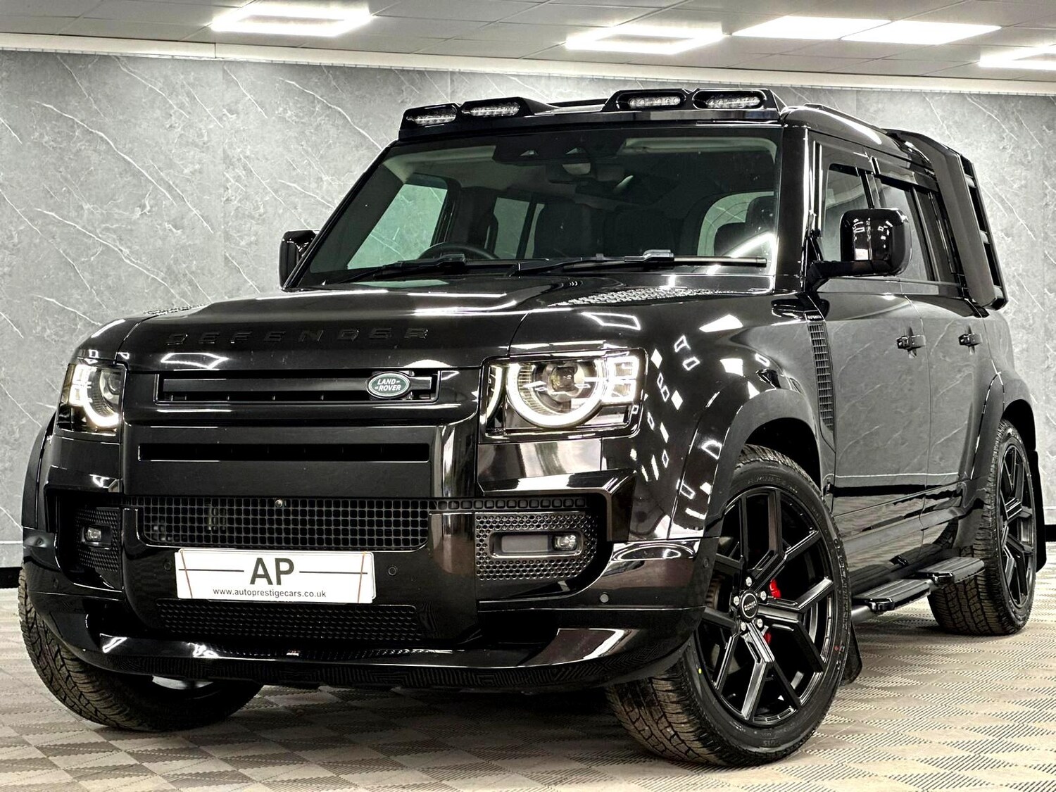 Used Land Rover Defender 2025 for sale - 78108412: Photo 16