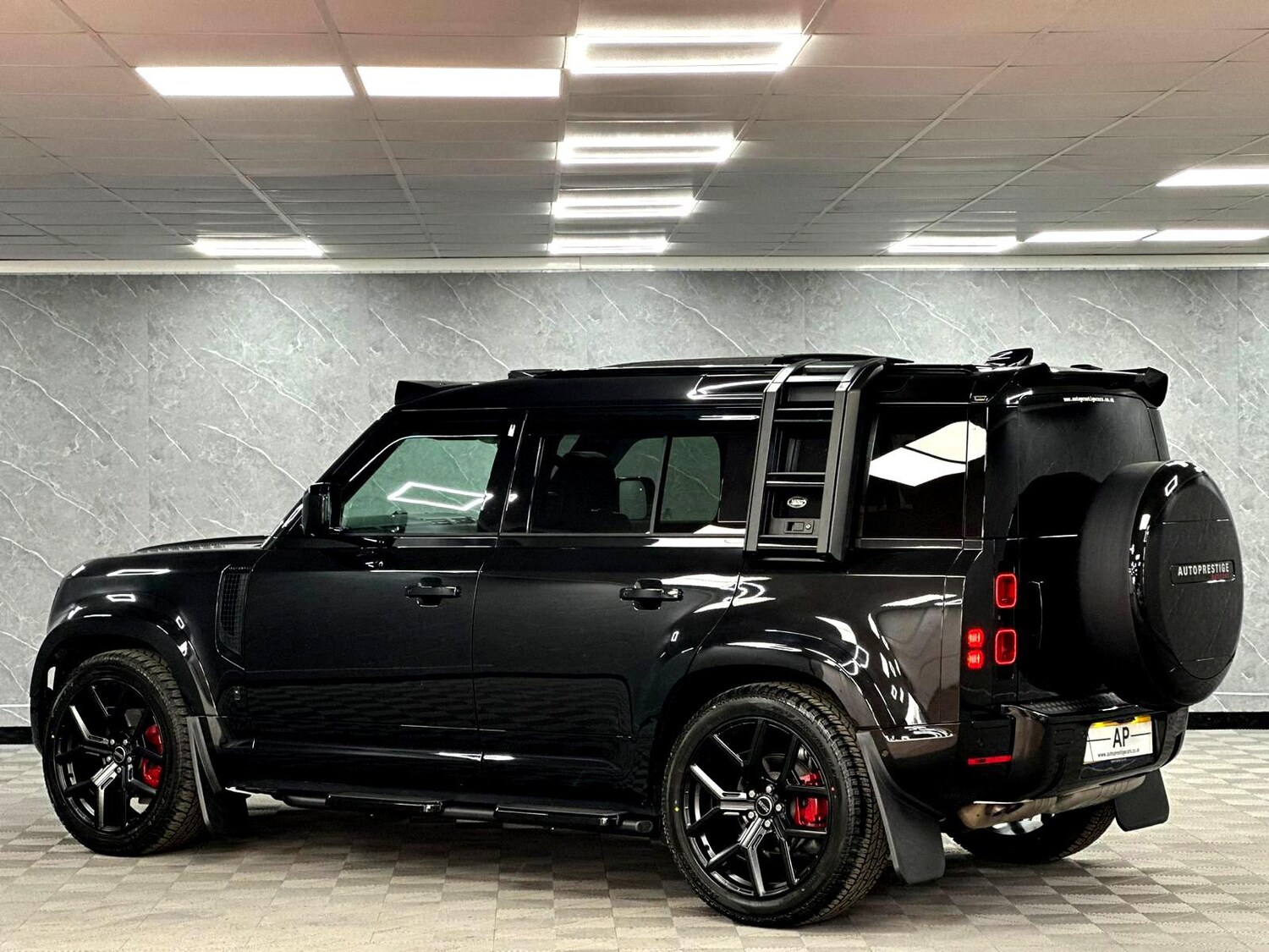 Used Land Rover Defender 2025 for sale - 78108412: Photo 6