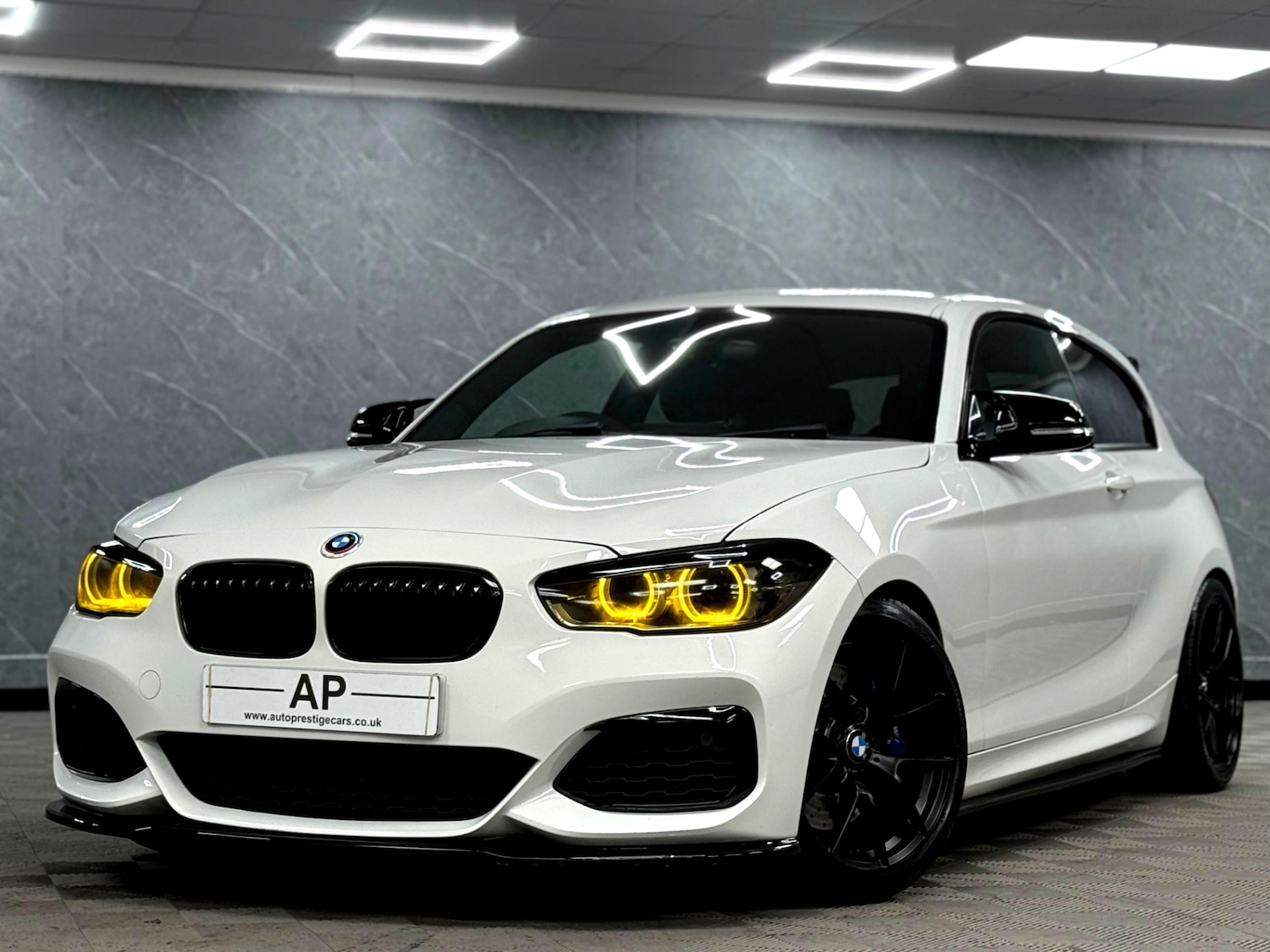 Used BMW 1 Series 2016 for sale - 76098855: Photo 2