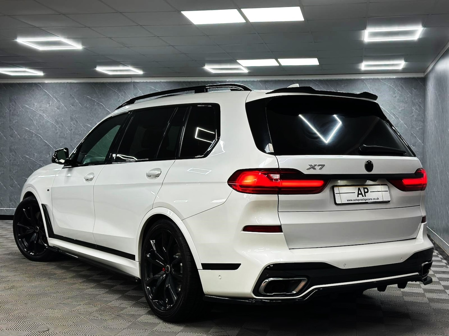 Used BMW X7 2019 for sale - 76539411: Photo 2