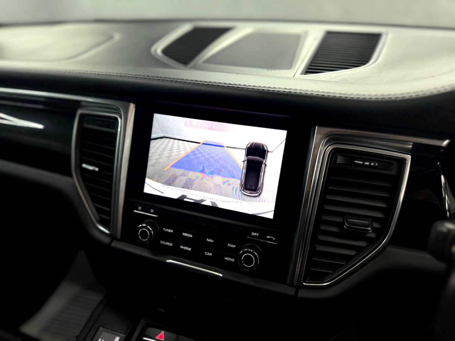 Used Porsche Macan 2017 for sale - 76671151: Photo 13