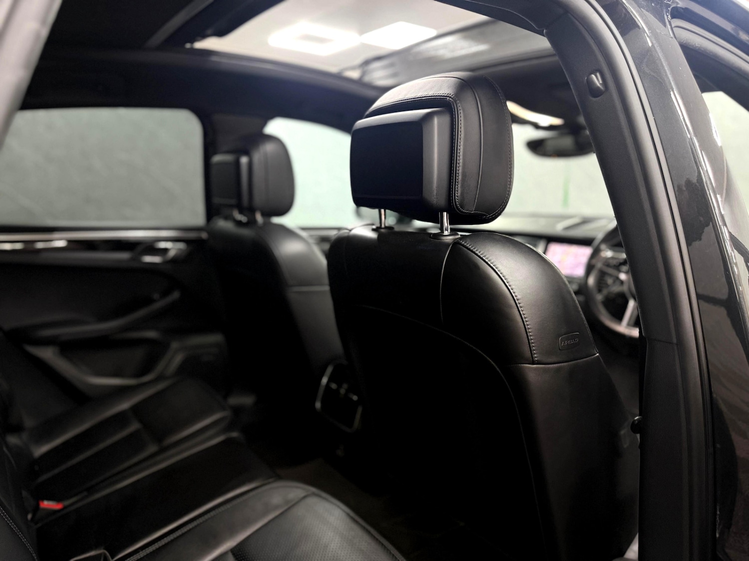 Used Porsche Macan 2017 for sale - 76671151: Photo 15