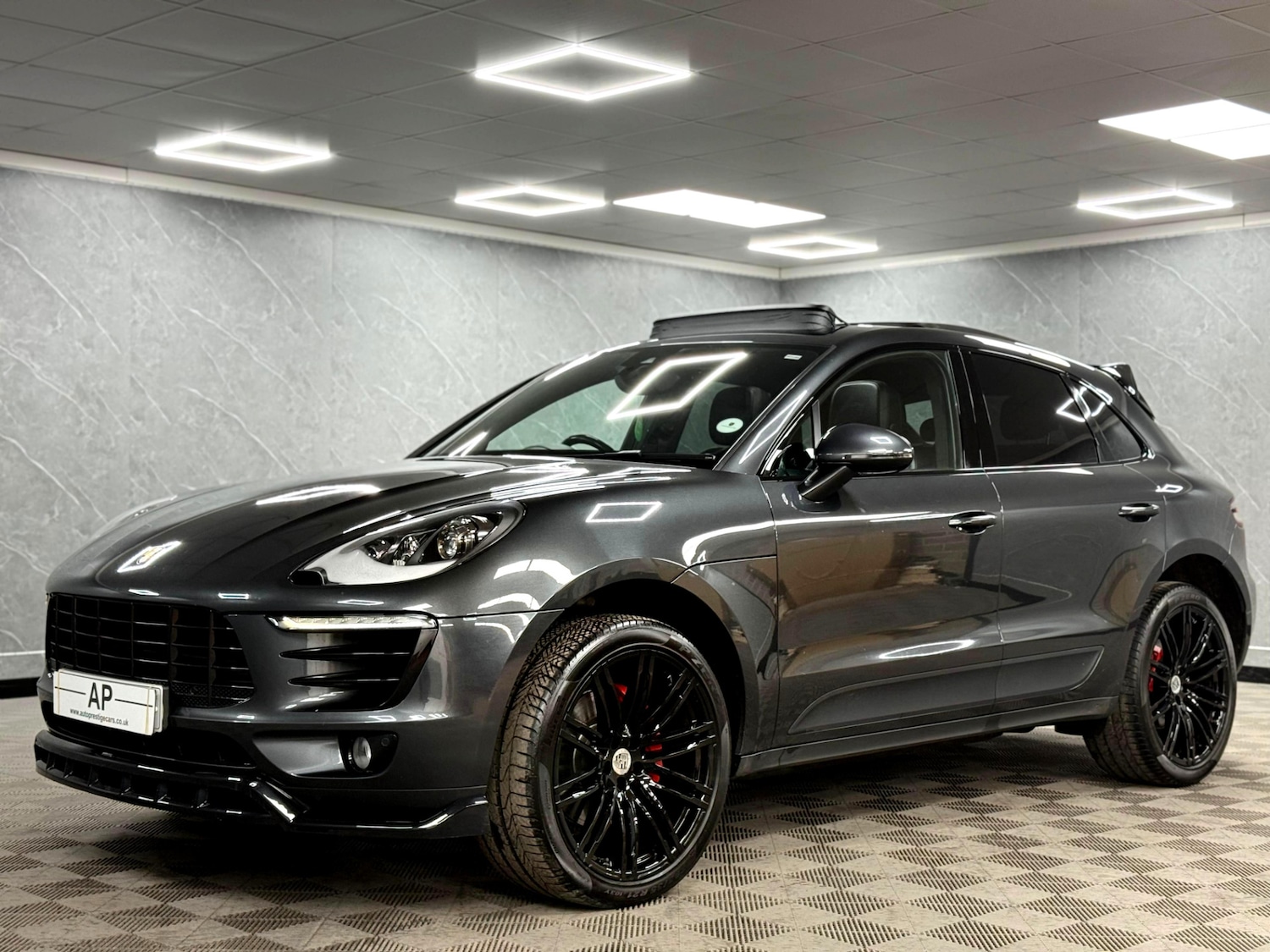 Used Porsche Macan 2017 for sale - 76671151: Photo 23