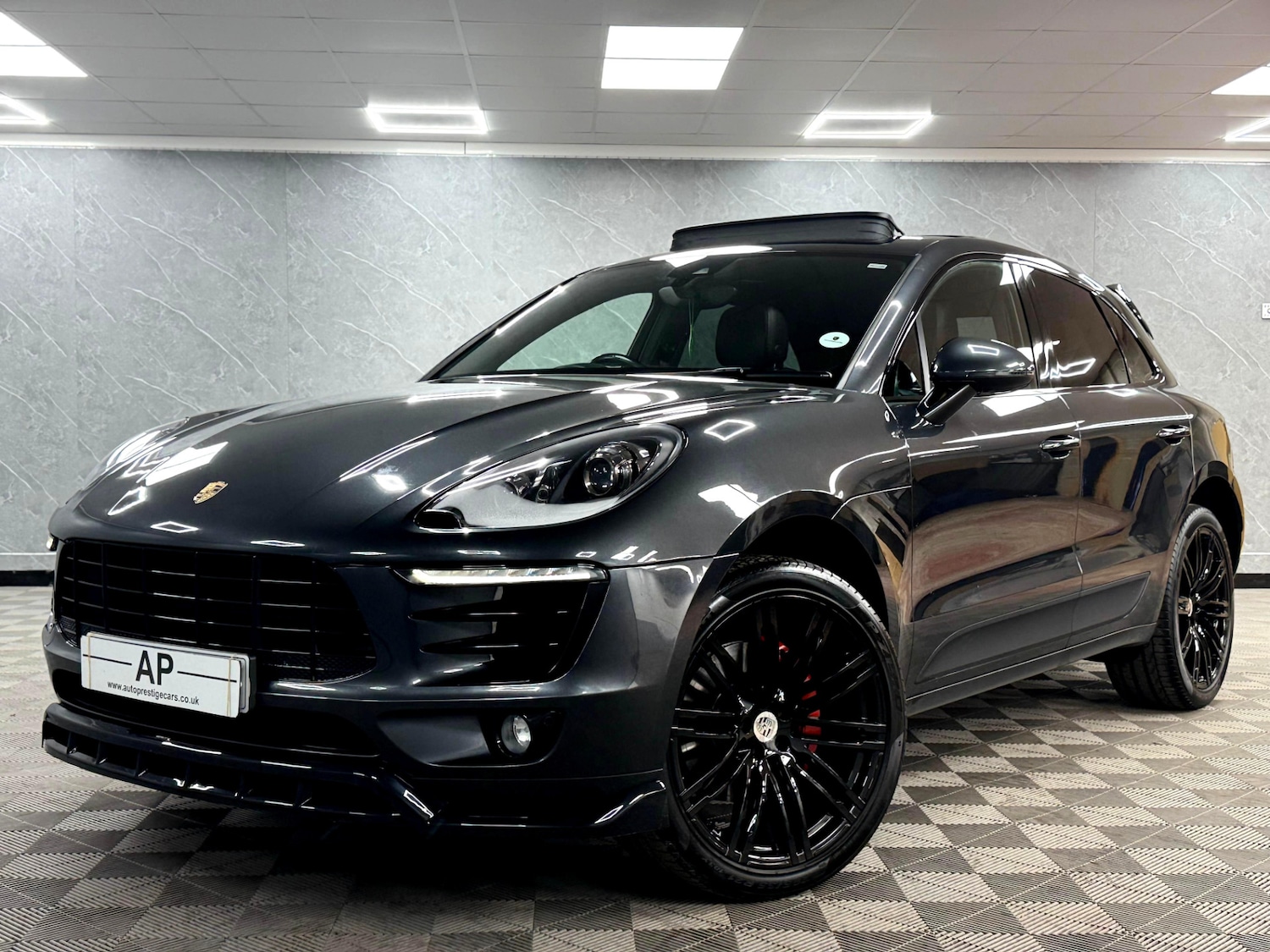Used Porsche Macan 2017 for sale - 76671151: Photo 28
