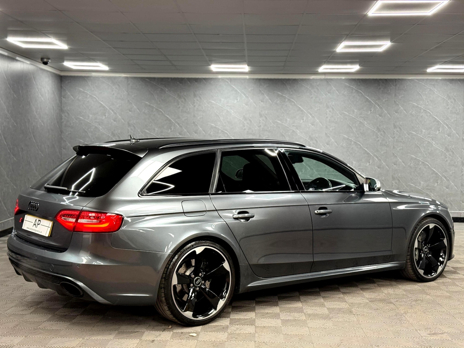 Used Audi RS4 2014 for sale - 76948531: Photo 20