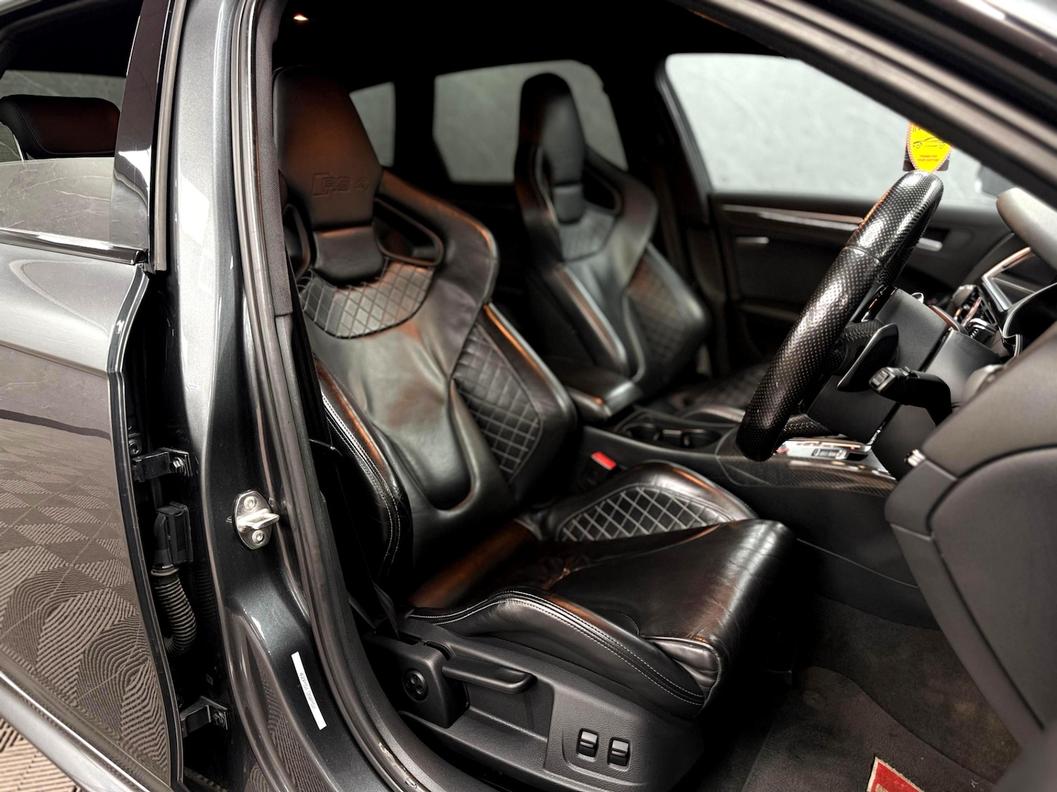 Used Audi RS4 2014 for sale - 76948531: Photo 31