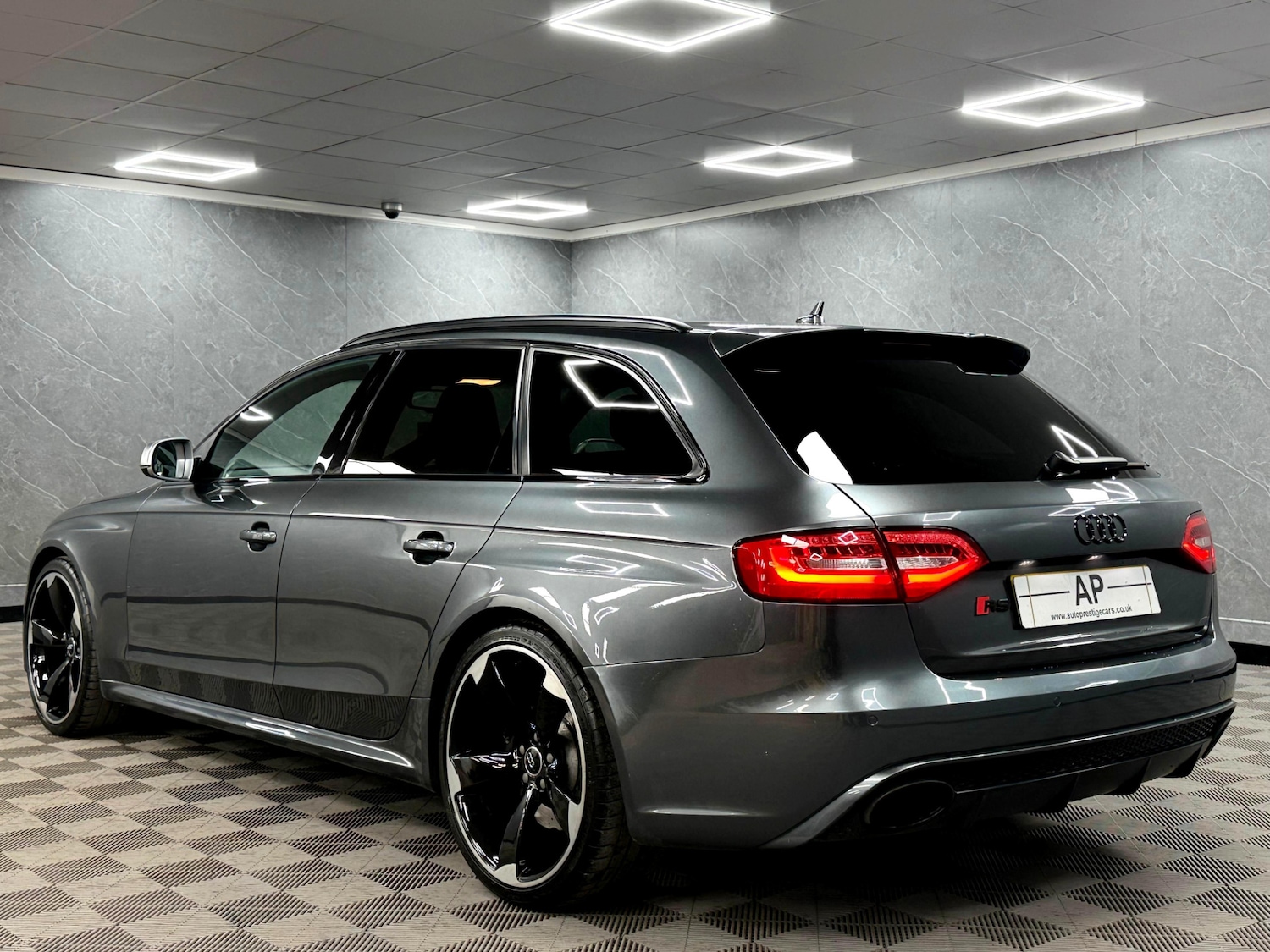 Used Audi RS4 2014 for sale - 76948531: Photo 7