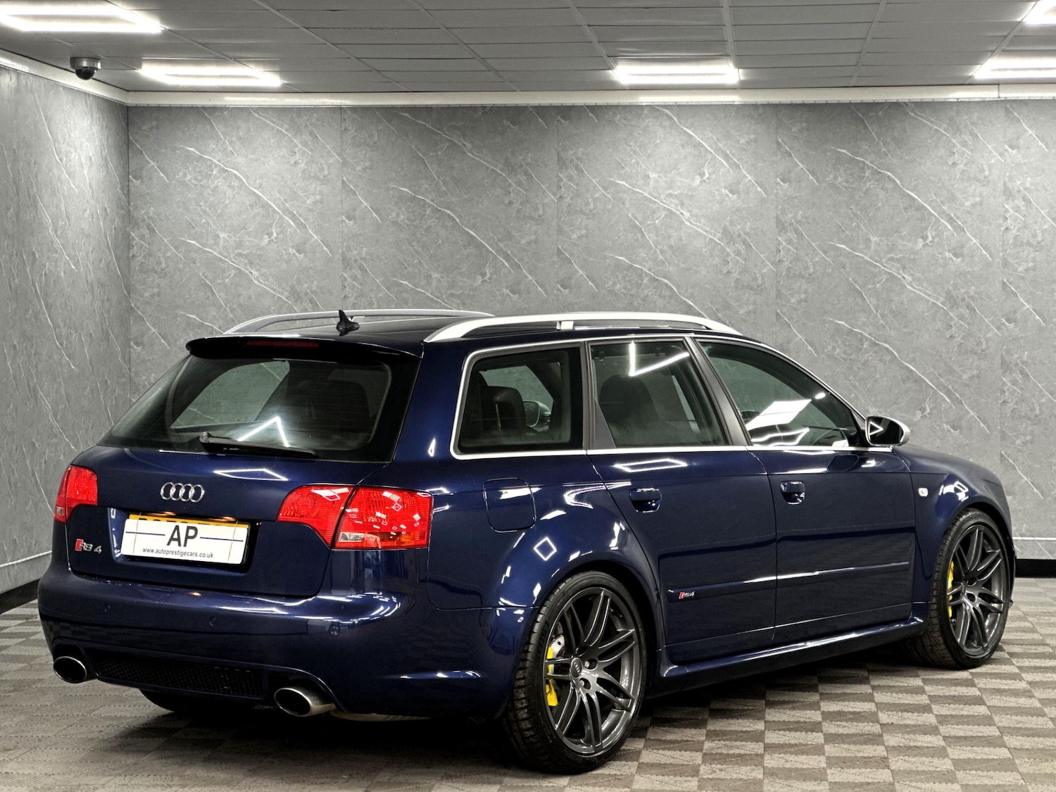 Used Audi RS4 2006 for sale - 76265246: Photo 12