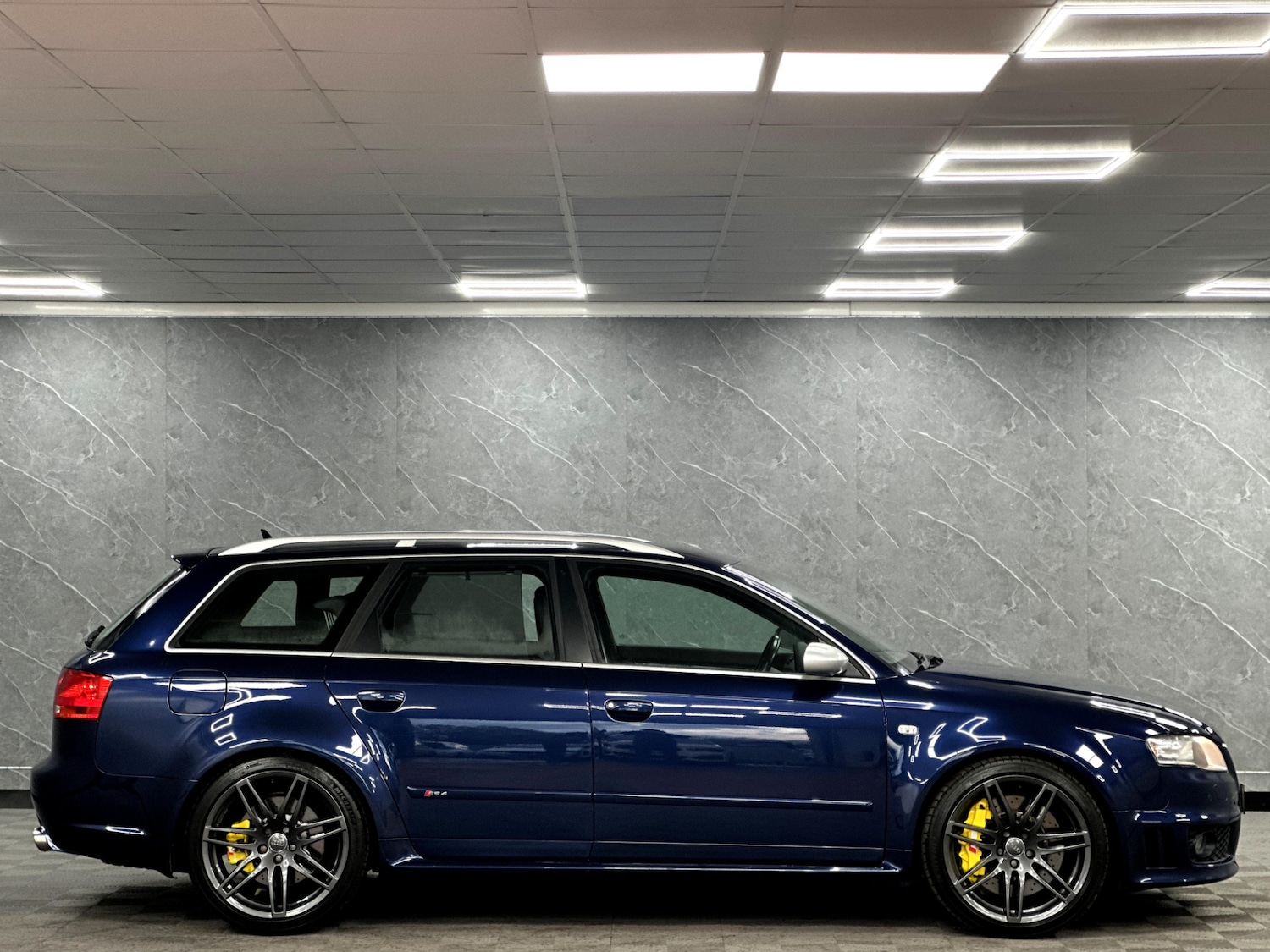 Used Audi RS4 2006 for sale - 76265246: Photo 14