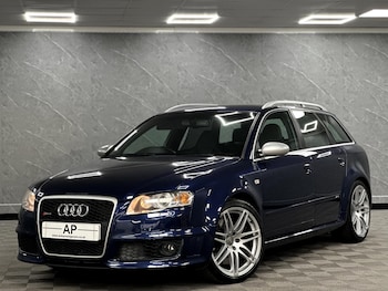 Audi - RS4