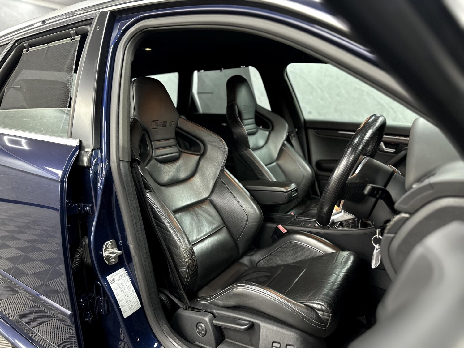 Used Audi RS4 2006 for sale - 76265246: Photo 21