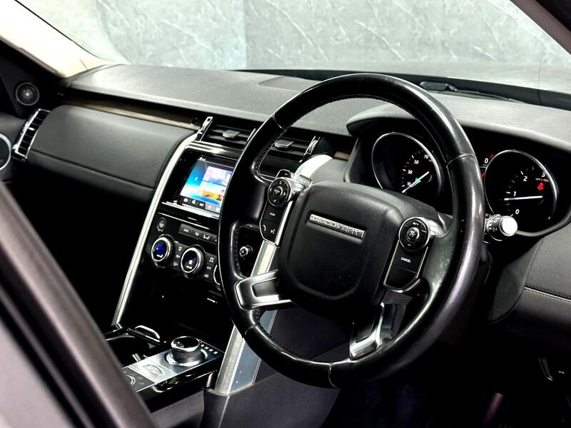 Used Land Rover Discovery 2017 for sale - 78186570: Photo 9