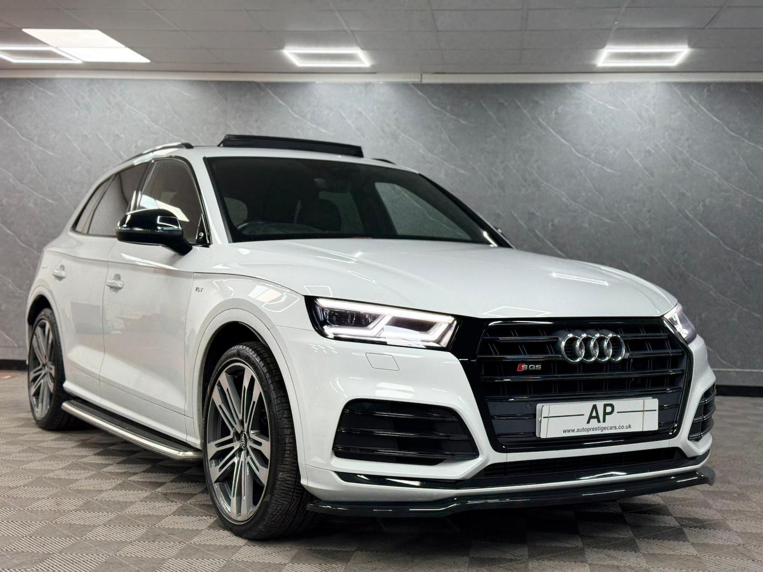 Used Audi SQ5 2018 for sale - 77611169: Photo 30