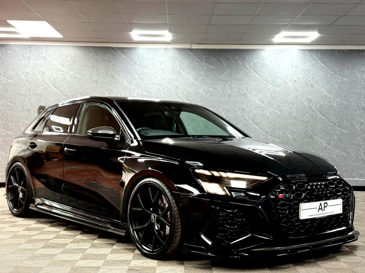 Used Audi RS3 2022 for sale - 76407713: Photo 2