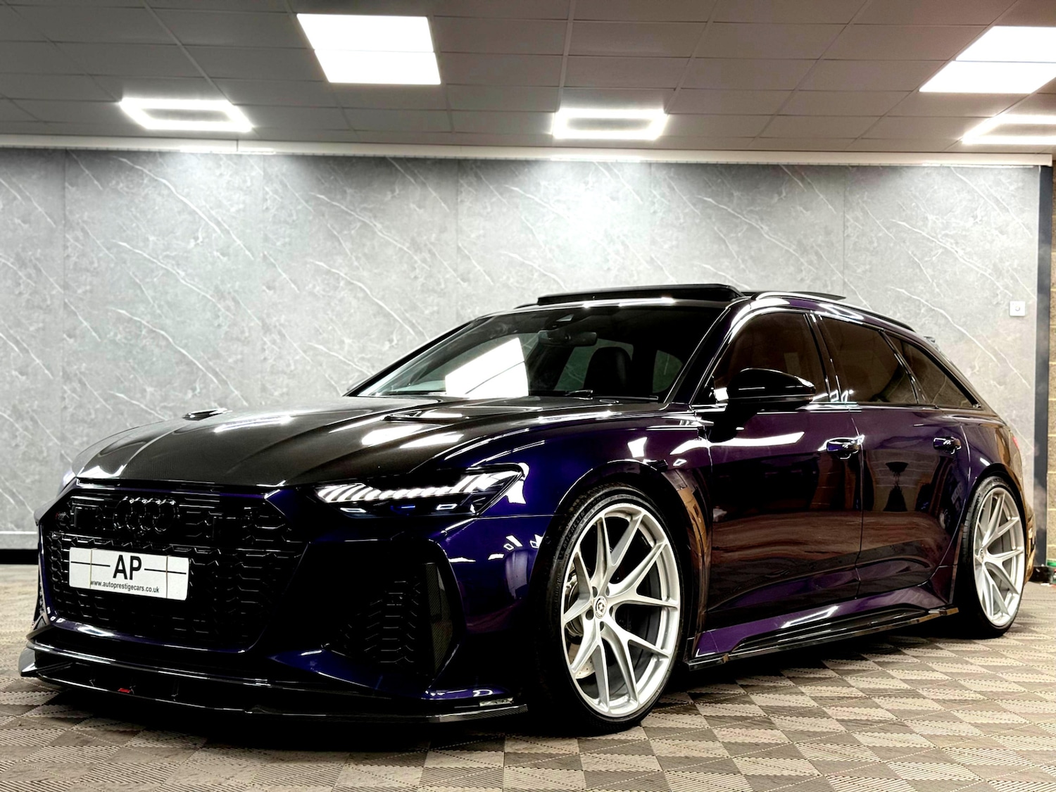 Used Audi RS6 2020 for sale - 77399359: Photo 13