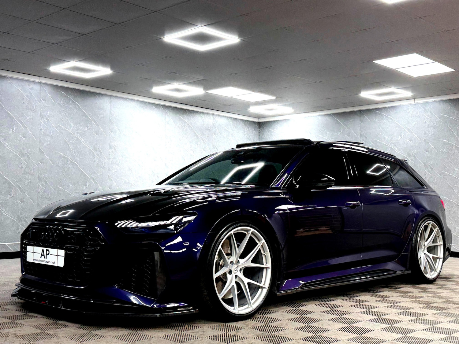 Used Audi RS6 2020 for sale - 77399359: Photo 14