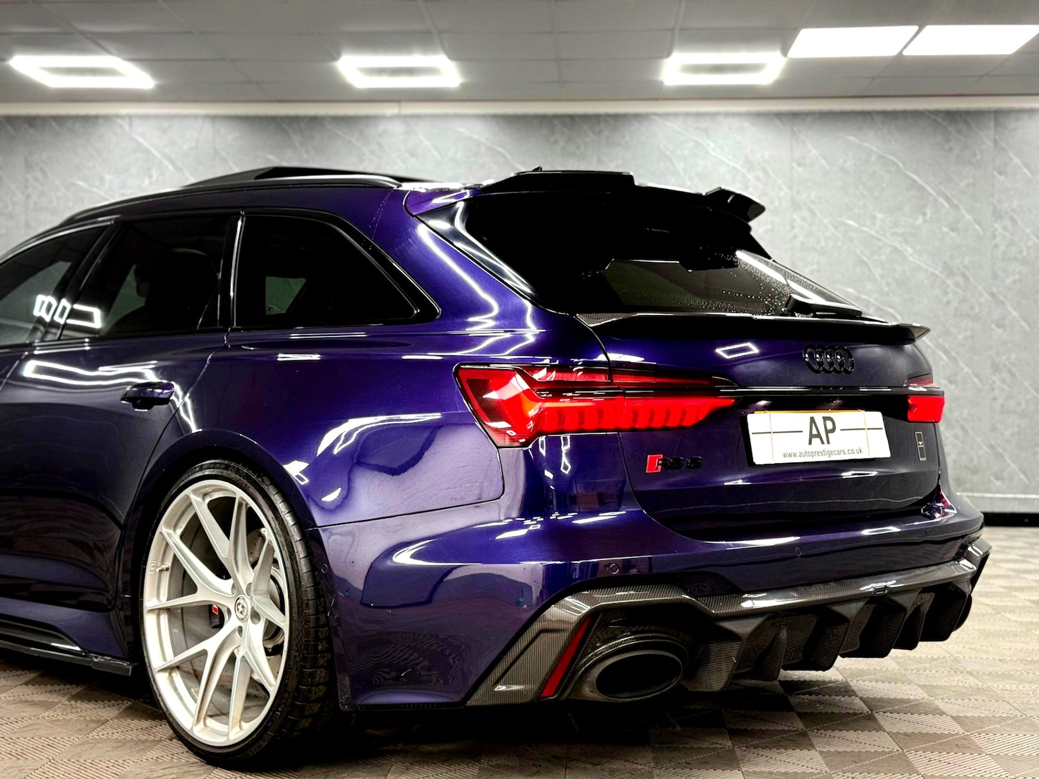 Used Audi RS6 2020 for sale - 77399359: Photo 24