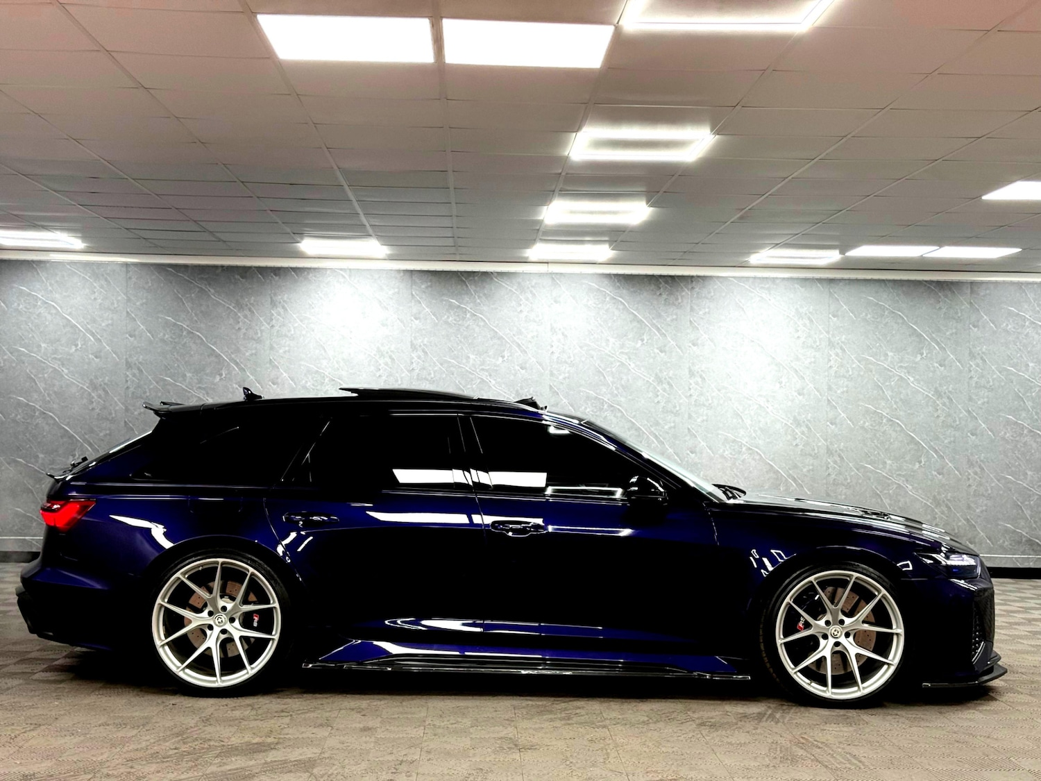 Used Audi RS6 2020 for sale - 77399359: Photo 37