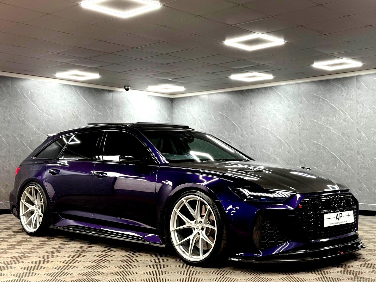 Used Audi RS6 2020 for sale - 77399359: Photo 5