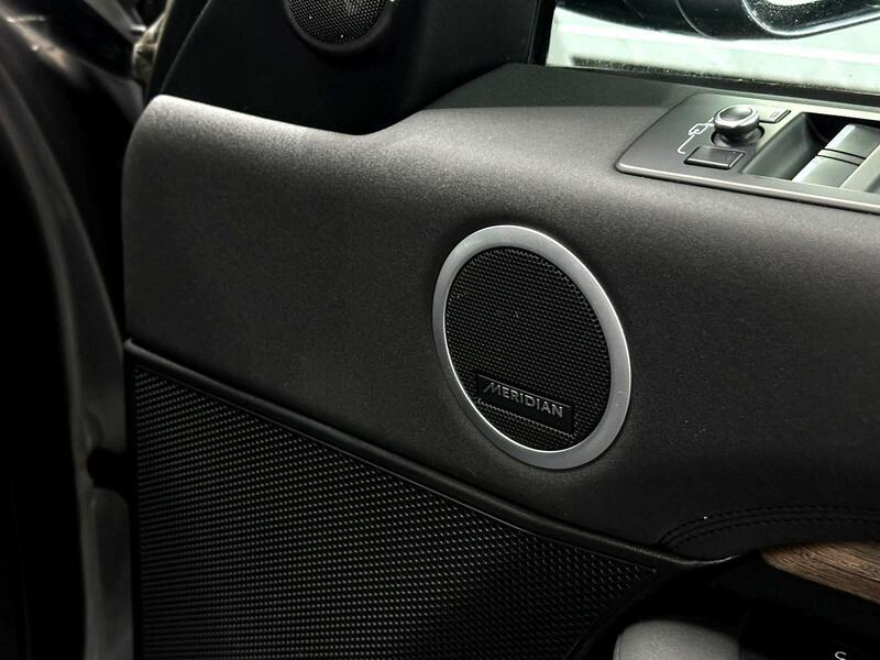 Used Land Rover Discovery 2017 for sale - 78172304: Photo 42