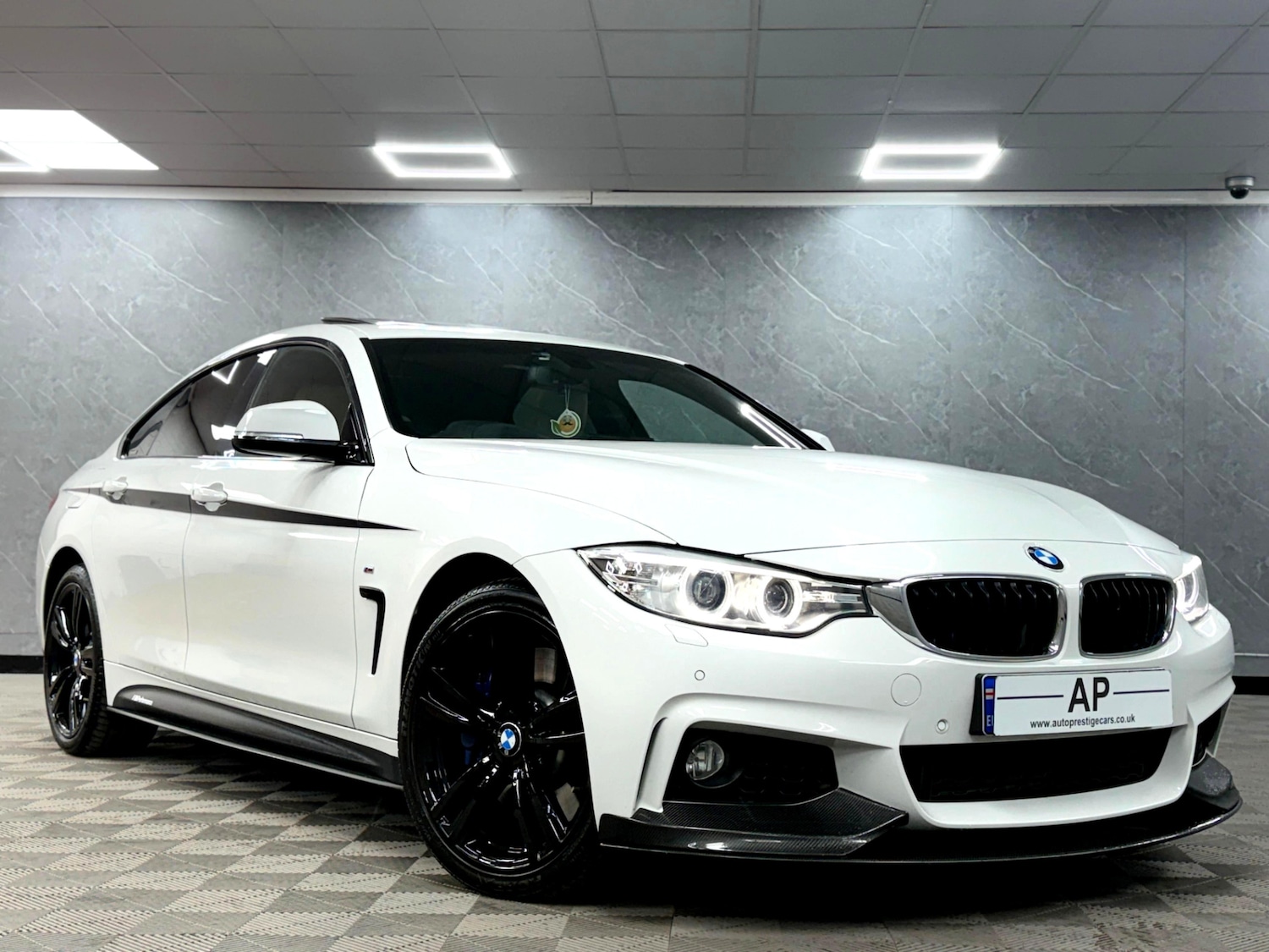 Used BMW 4 Series 2016 for sale - 76446372: Photo 2