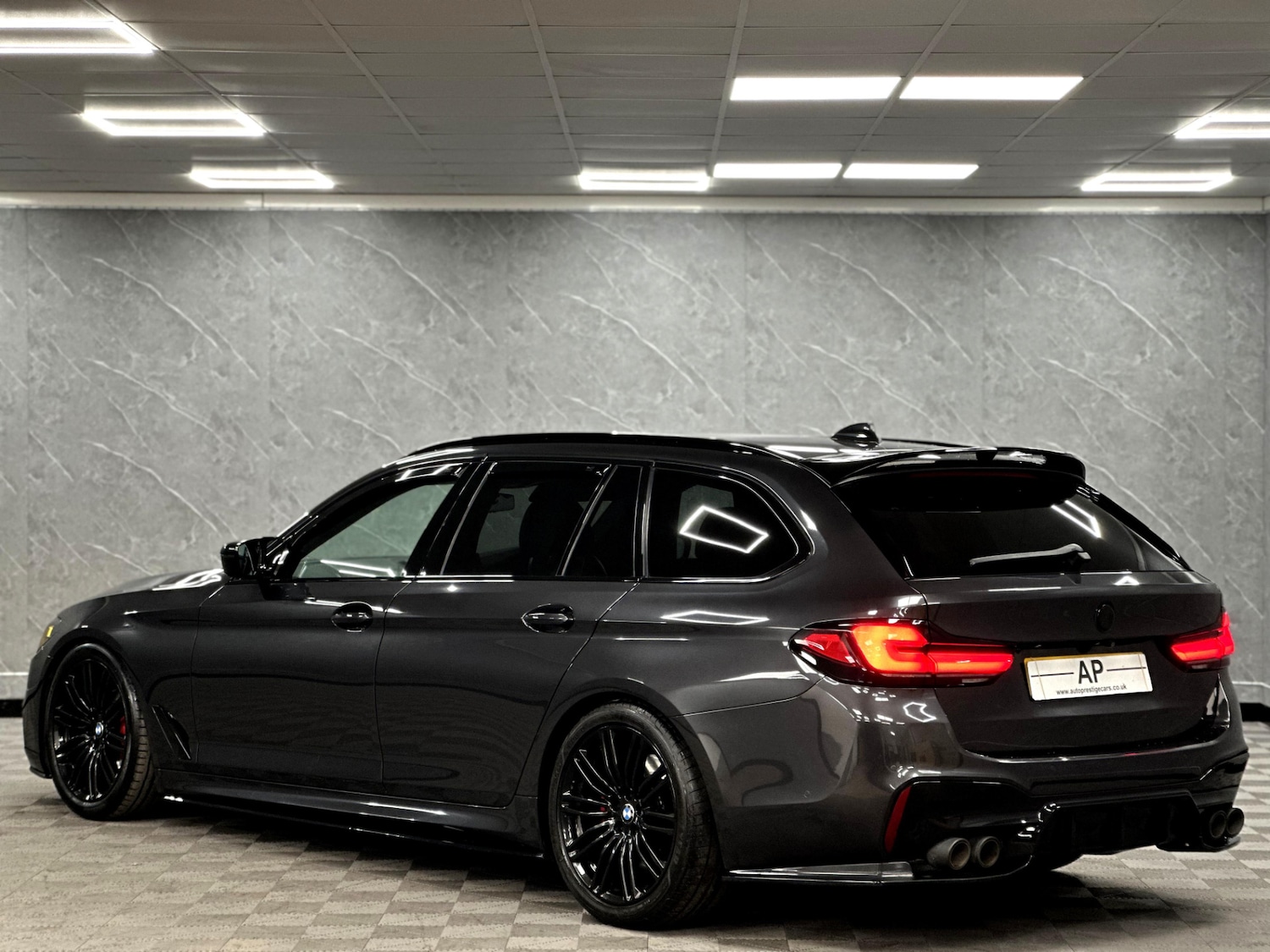 Used BMW 5 Series 2019 for sale - 77235827: Photo 10