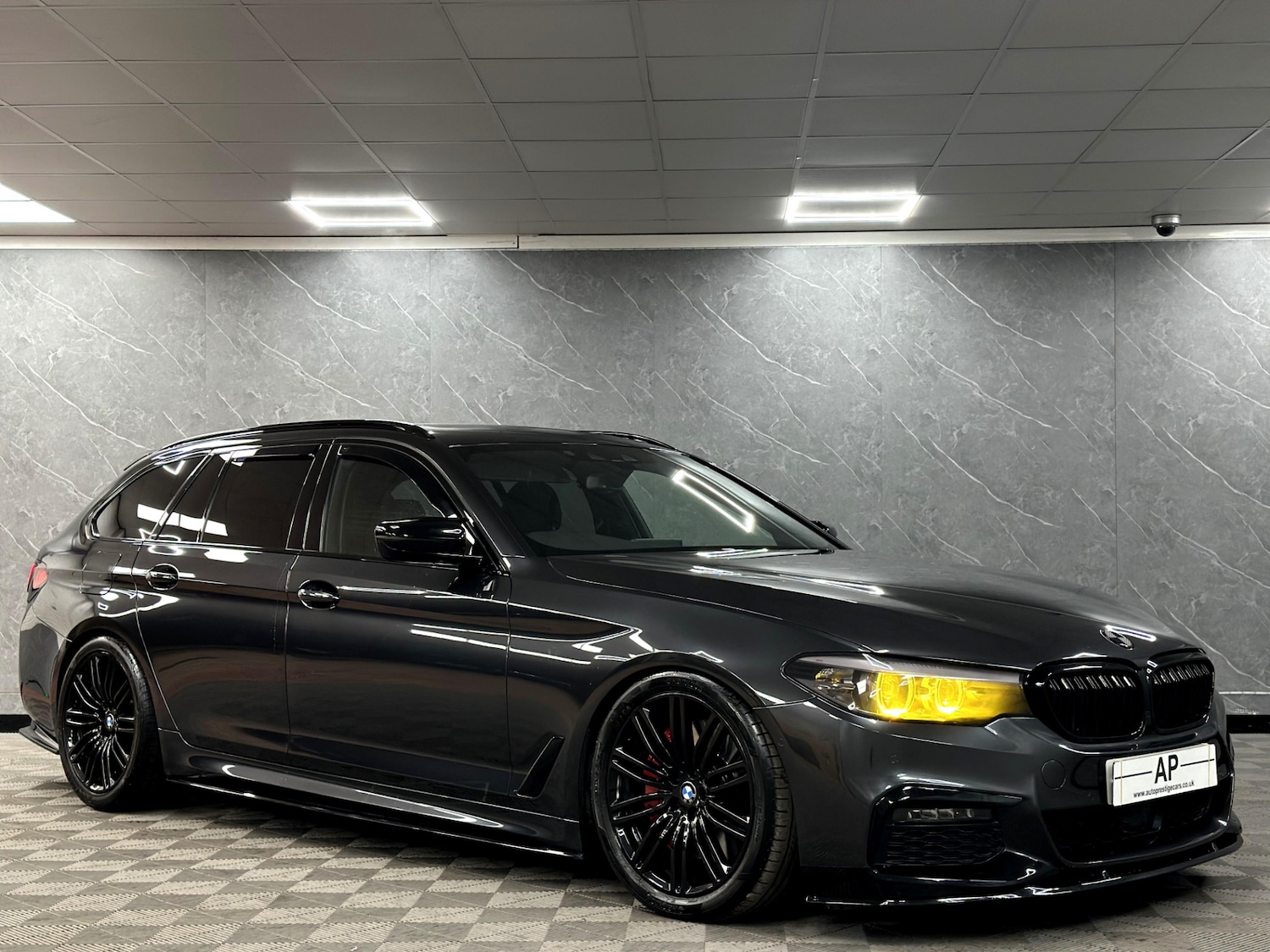 Used BMW 5 Series 2019 for sale - 77235827: Photo 17