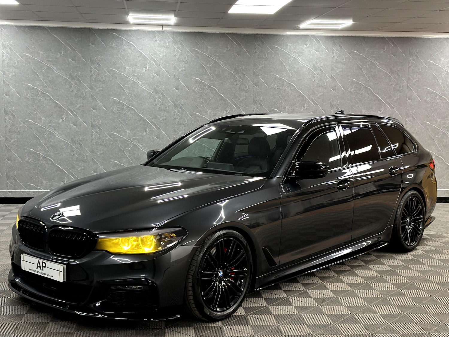 Used BMW 5 Series 2019 for sale - 77235827: Photo 3