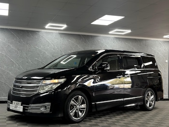 Used Nissan Elgrand 2011 for sale - 75685470: Photo