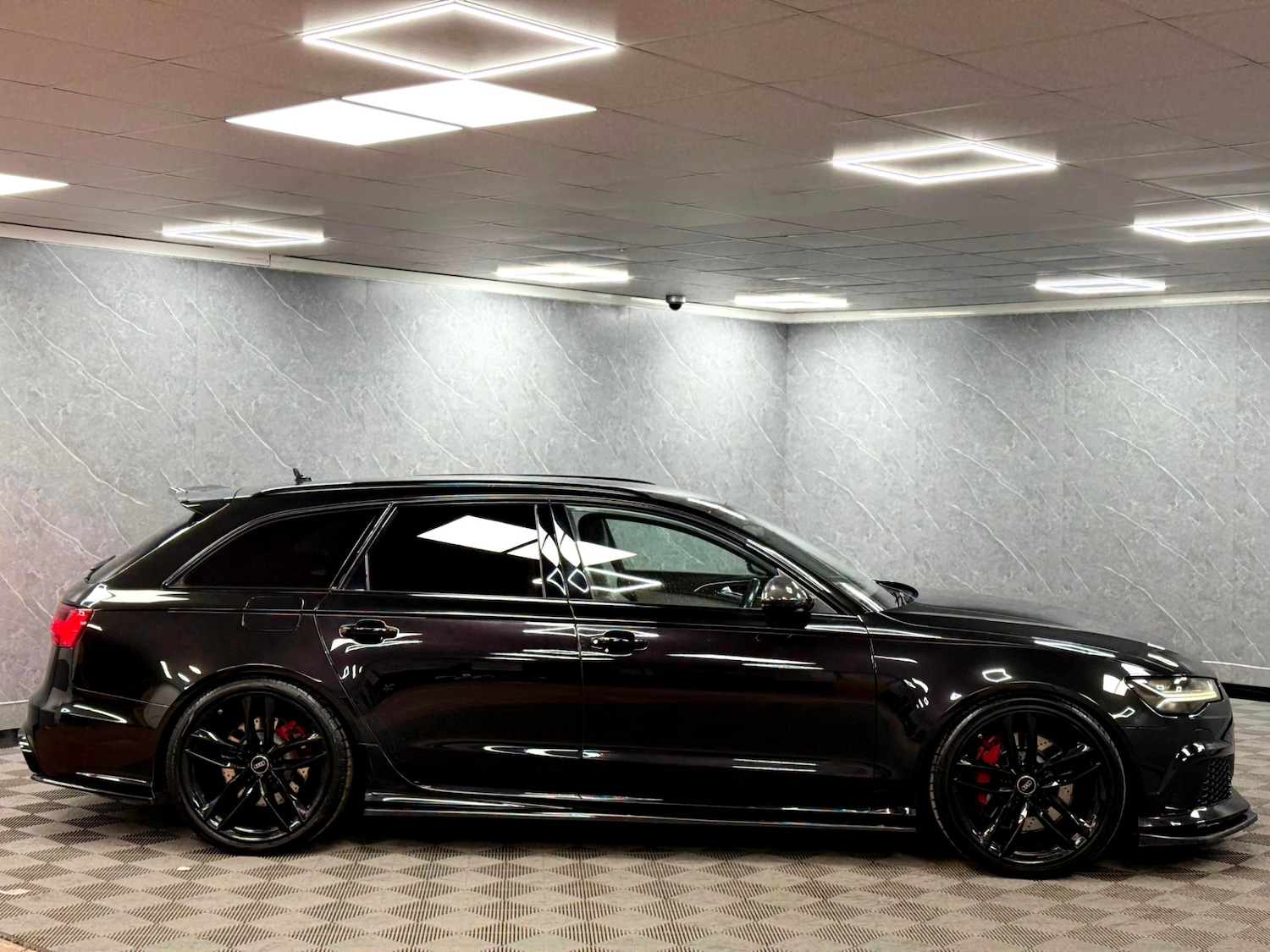 Used Audi RS6 2016 for sale - 77087644: Photo 27