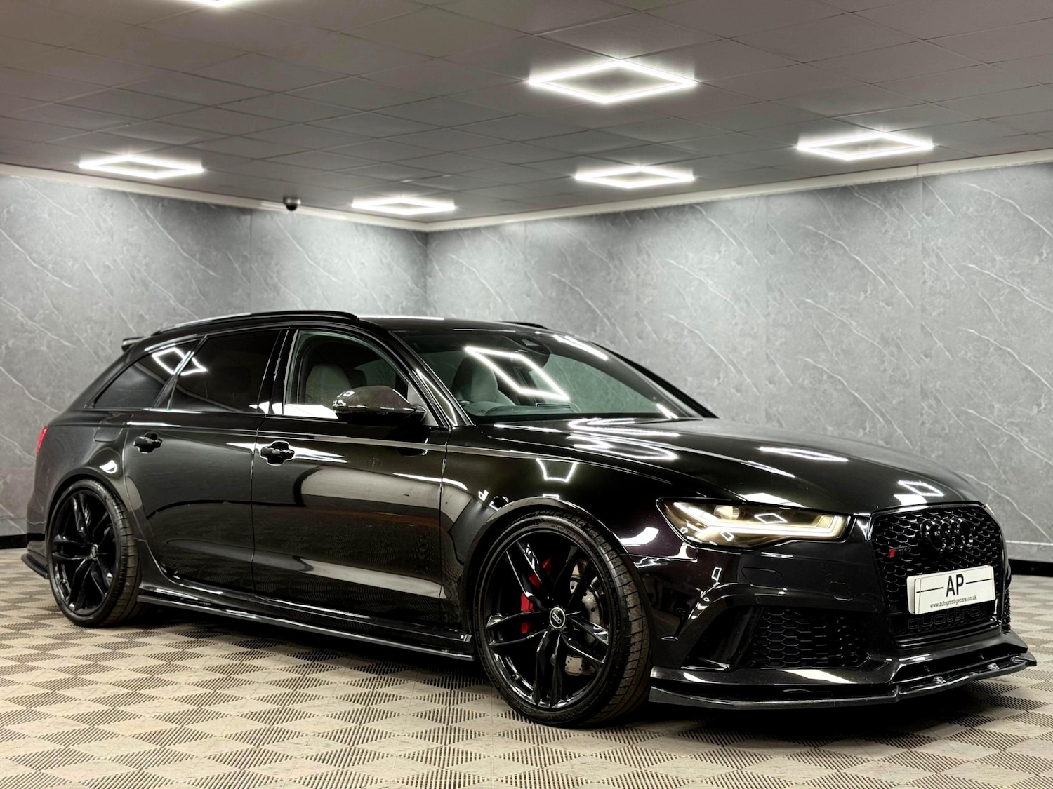 Used Audi RS6 2016 for sale - 77087644: Photo 30