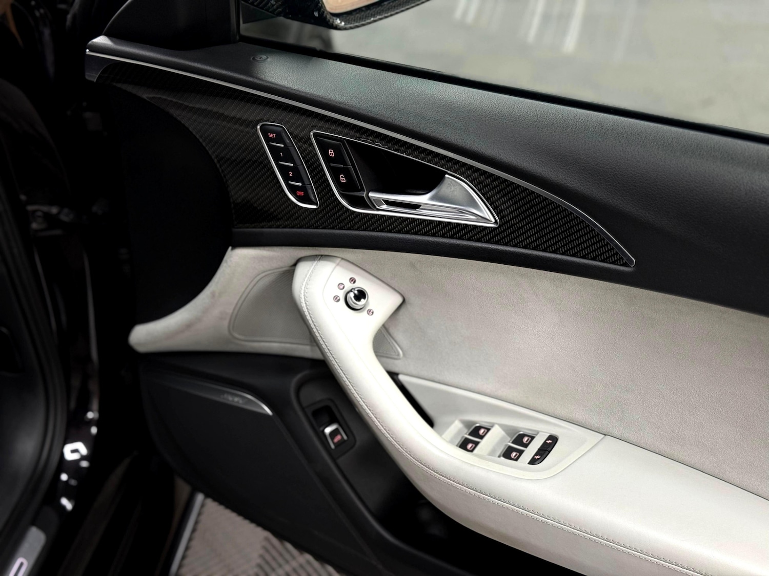 Used Audi RS6 2016 for sale - 77087644: Photo 31