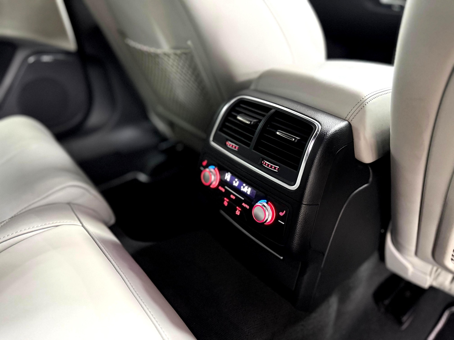 Used Audi RS6 2016 for sale - 77087644: Photo 35