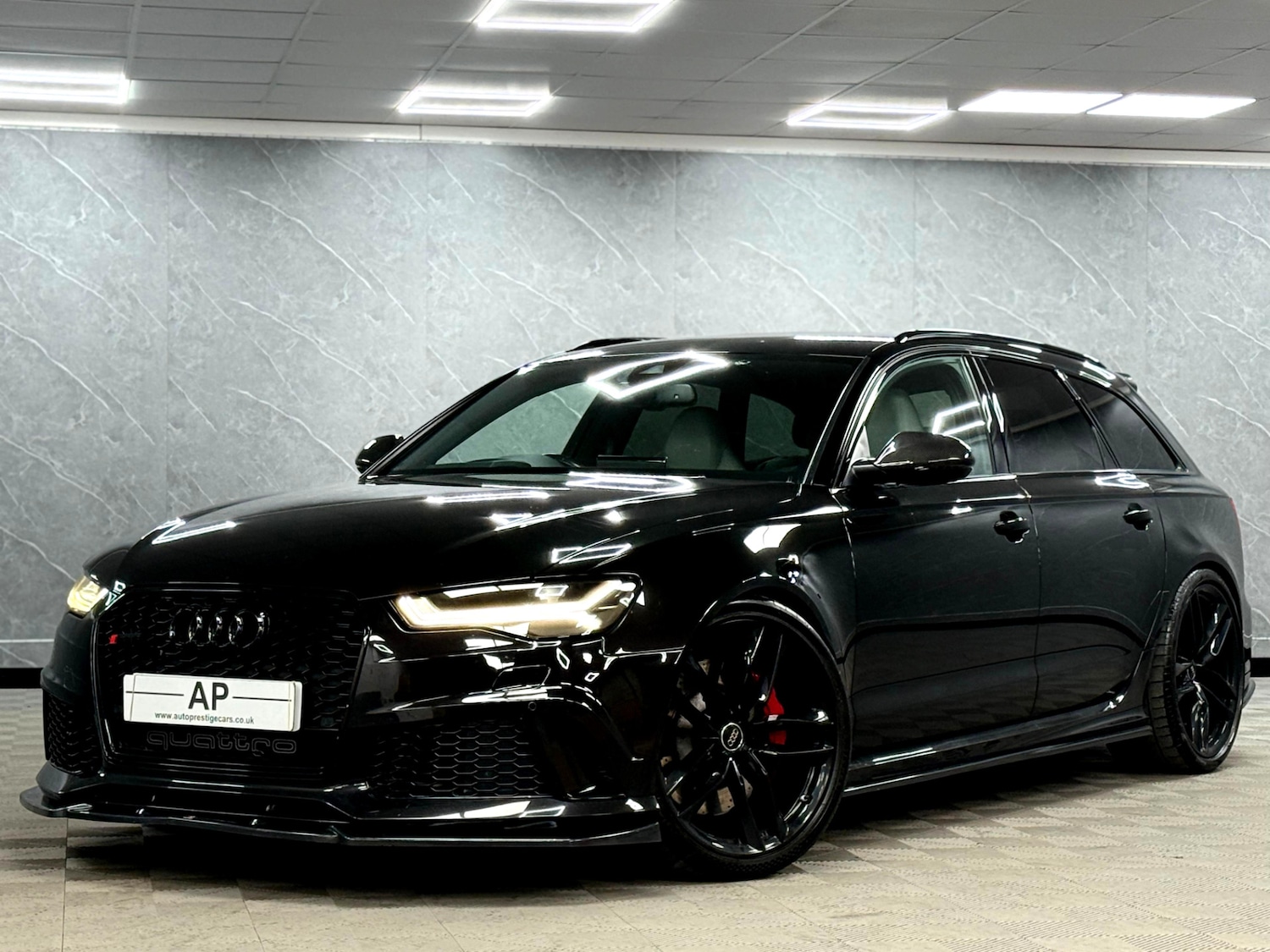 Used Audi RS6 2016 for sale - 77087644: Photo 5