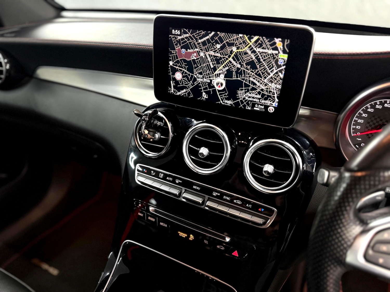 Used Mercedes-Benz GLC 2017 for sale - 77201514: Photo 11