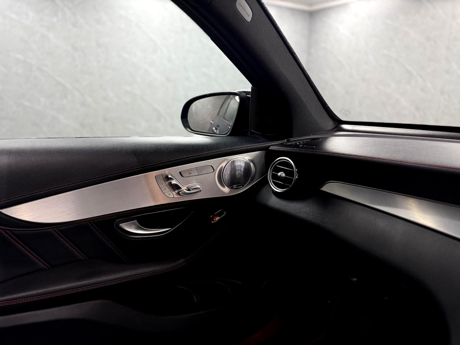 Used Mercedes-Benz GLC 2017 for sale - 77201514: Photo 29