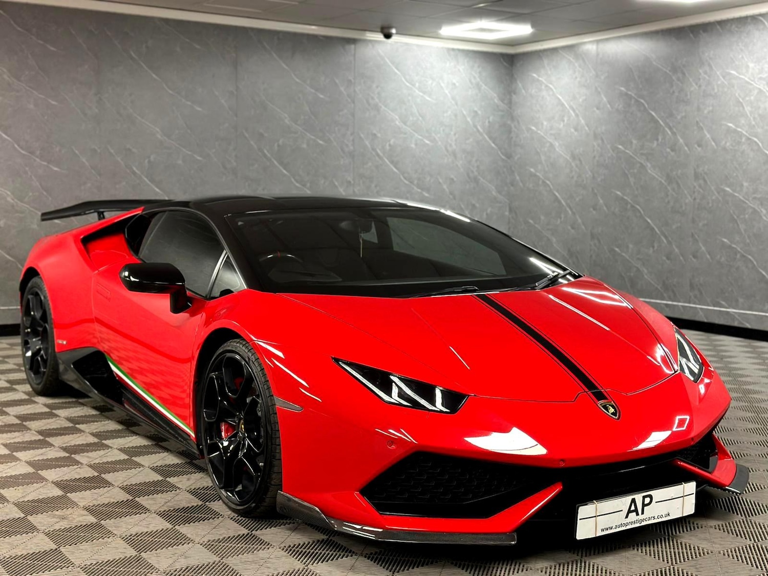 Used Lamborghini Huracan 2014 for sale - 78057238: Photo 14