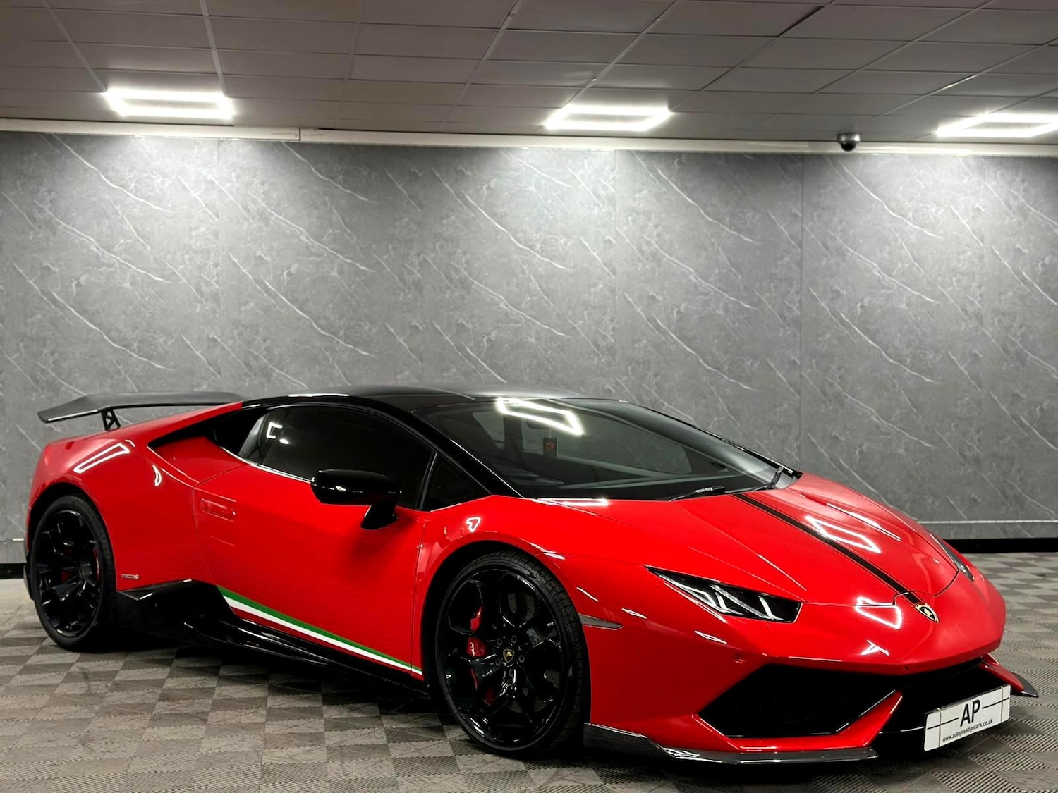 Used Lamborghini Huracan 2014 for sale - 78057238: Photo 15