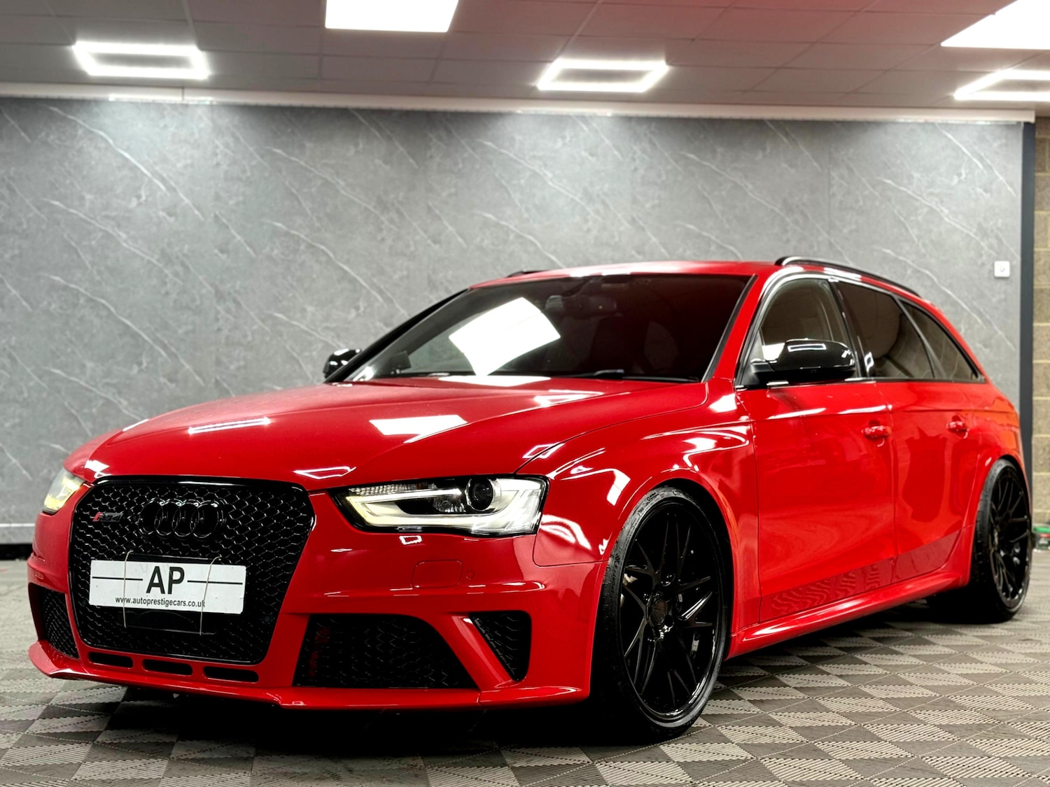 Used Audi RS4 2014 for sale - 76348666: Photo 3
