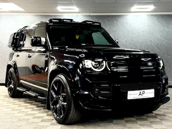 Used Land Rover Defender 2024 for sale - 78405438: Photo